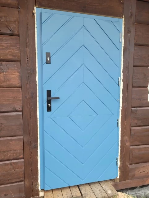 niebieskie-drzwi-3
